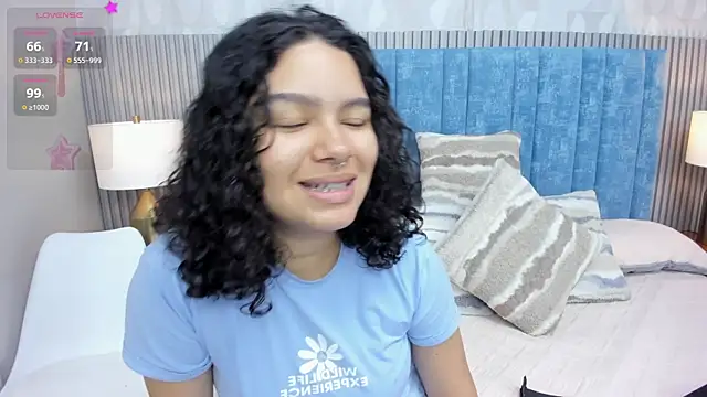 pretty sunlight  online show from October 12, 1:48 am