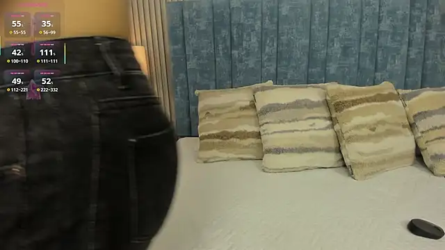 pretty sunlight  online show from February 5, 1:21 am