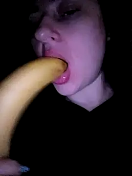 YuliannaFox online show from December 16, 6:38 pm