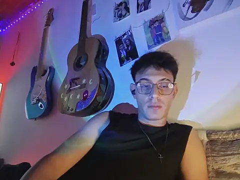 Johancitouwu online show from June 15, 6:04 am