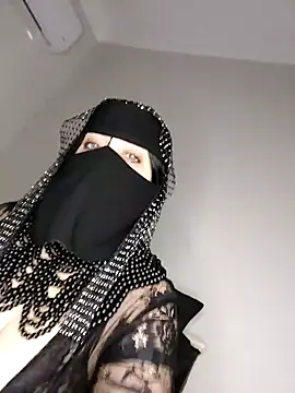 -Arab milf- online show from February 2, 8:24 am