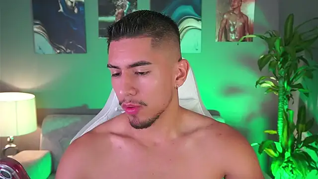 Aaronfox x online show from January 29, 12:22 am