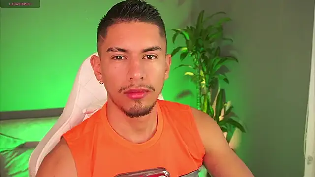 Aaronfox x online show from January 31, 11:24 am