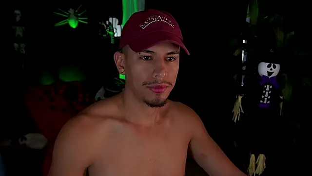 Aaronfox x online show from October 16, 12:17 pm