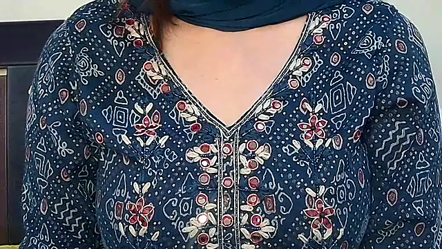 MIss-Naina online show from October 7, 7:49 am