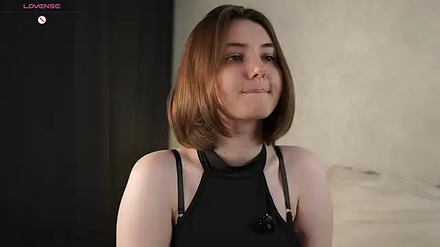 MeghanElson online show from May 19, 2:01 pm