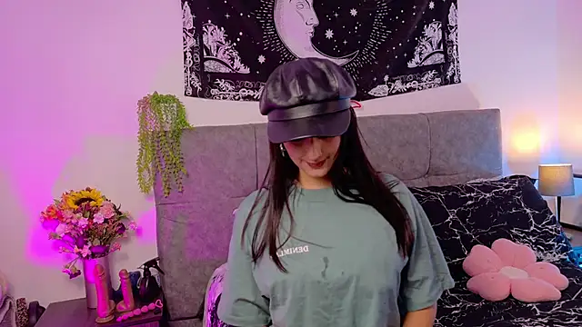 LexieandNate online show from March 20, 1:10 am