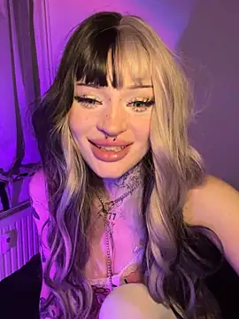 madelinexx online show from September 23, 6:22 pm