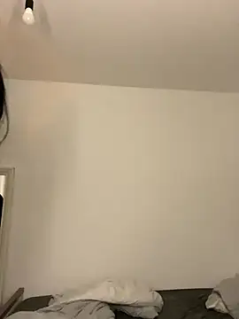 madelinexx online show from December 14, 10:20 am