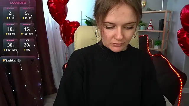 MaribelRiverr  online show from February 24, 9:32 am