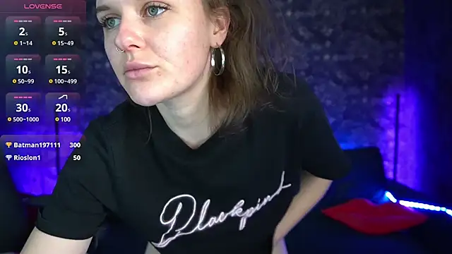 MaribelRiverr  online show from February 25, 9:42 am