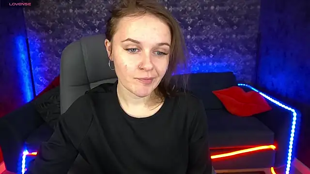 MaribelRiverr  online show from February 28, 6:43 am