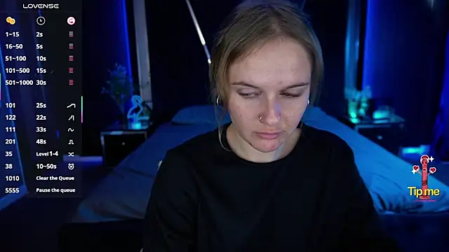 MaribelRiverr  online show from September 16, 5:52 am