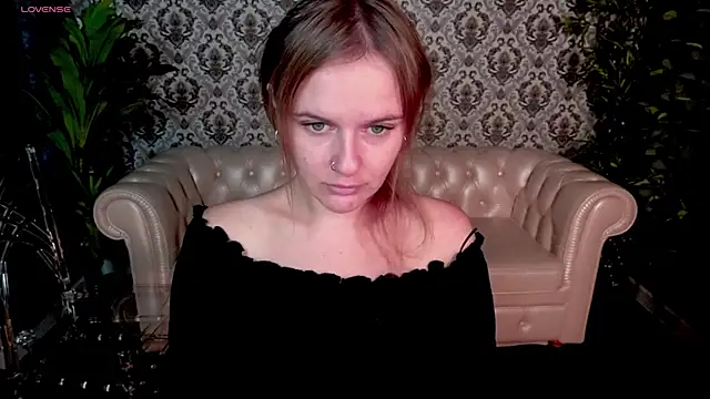 MaribelRiverr  online show from September 22, 5:42 am