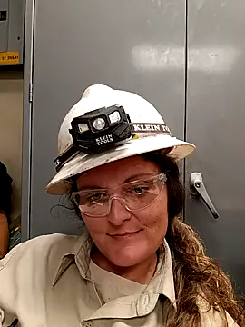 Snapshot of Harley428 chatting on July 20, 12:40 pm Harley428 online show from July 20, 12:40 pm