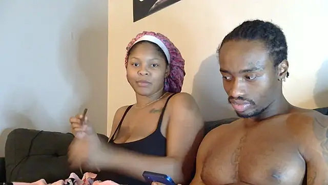 Snapshot of exotic__couple chatting on January 16, 4:17 am exotic  couple online show from January 16, 4:17 am