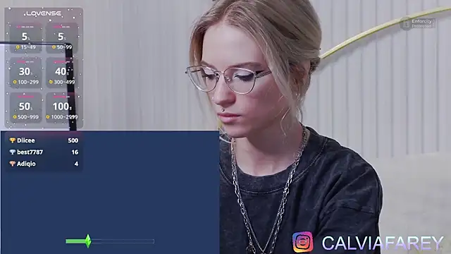 calviafarey online show from February 14, 12:51 am