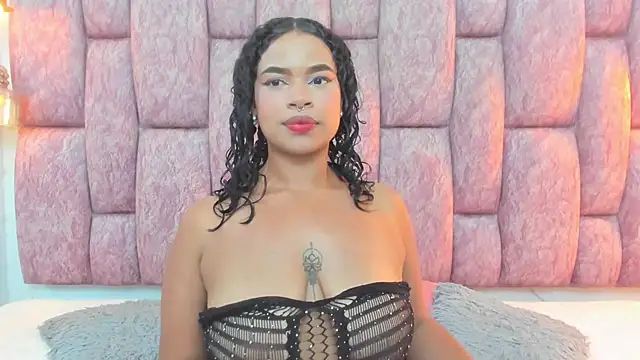 britanny-collyns online show from March 31, 7:47 pm