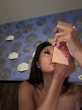 thai-dreamgirl online show from March 23, 11:42 pm