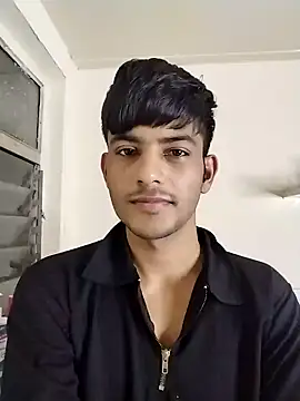 kingkartik7 online show from February 9, 8:24 pm