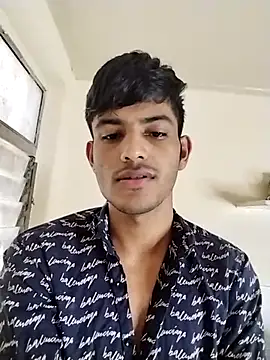 kingkartik7 online show from February 12, 10:46 am