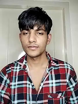 kingkartik7 online show from February 26, 9:05 pm