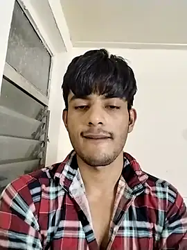 kingkartik7 online show from March 5, 8:21 pm