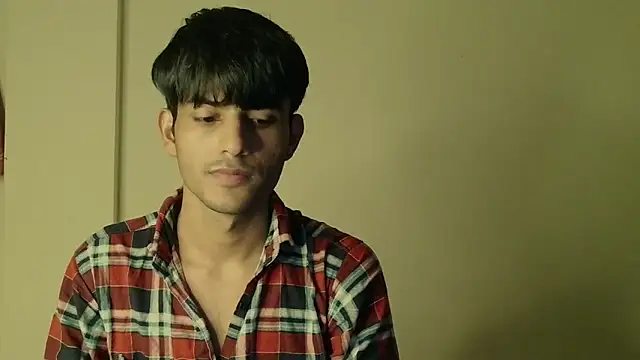 kingkartik7 online show from March 10, 1:32 pm