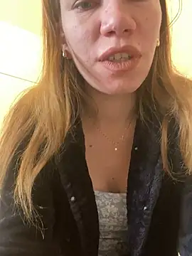 EvaRush online show from February 4, 9:28 am