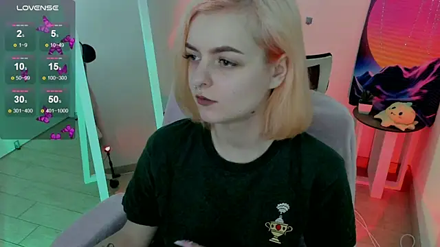 Fire Bestie online show from March 22, 1:30 pm