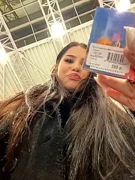 Chloe  Moon online show from December 3, 2:27 pm