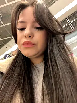 Chloe  Moon online show from December 17, 2:23 pm