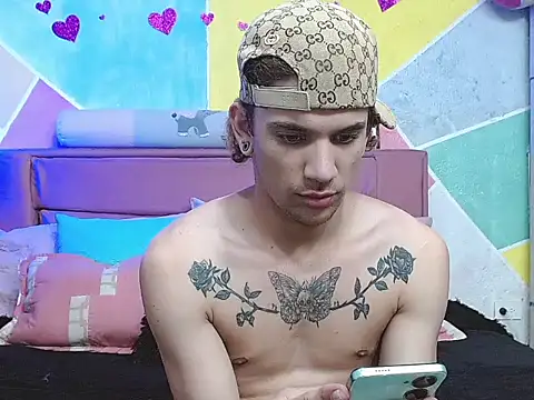 tylor boy online show from October 2, 1:56 am