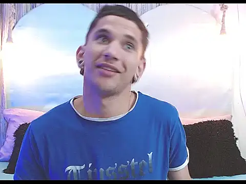 tylor boy online show from January 11, 2:38 am