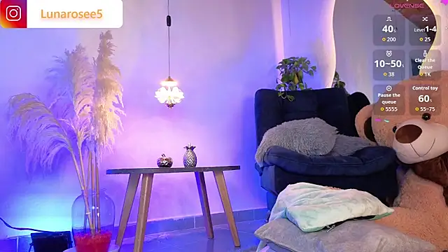 LunaRose5 online show from October 17, 3:53 am