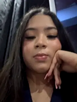 LunaRose5 online show from December 16, 3:55 am