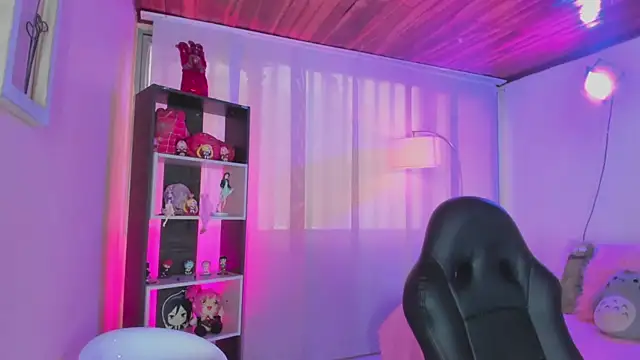 mara jackson  online show from March 20, 12:22 pm