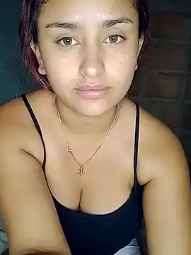 Snapshot of sariitha_sw chatting on December 7, 12:19 am sariitha sw online show from December 7, 12:19 am