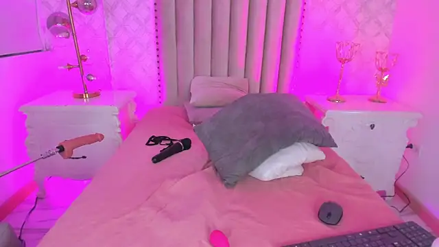 PollyGrey  online show from February 23, 12:51 am