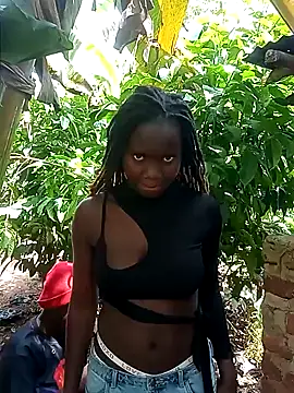 Black juicy24 online show from February 8, 9:13 am