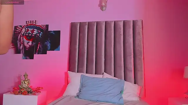 Isabella Flowers online show from April 16, 5:19 am