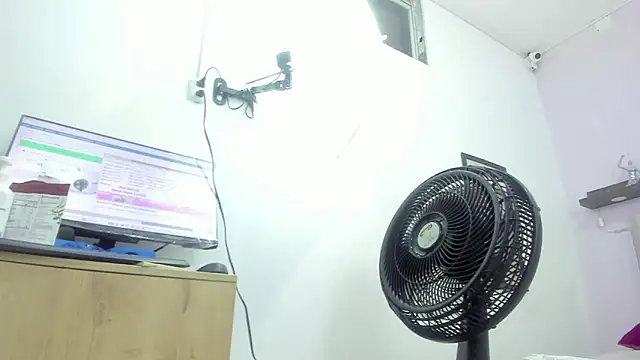 Dalia 20 online show from December 20, 12:29 am