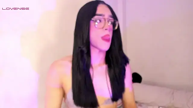 Snapshot of melissa_hot22 chatting on March 15, 12:36 am melissa hot22 online show from March 15, 12:36 am