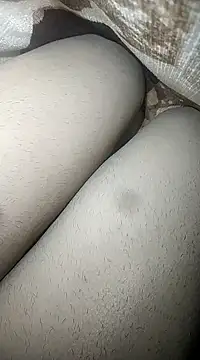 rohitlov150 online show from December 15, 3:42 pm