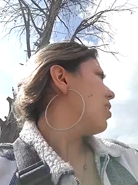 Snapshot of Sweel_Leyva18 chatting on February 19, 8:31 pm Sweel Leyva18 online show from February 19, 8:31 pm