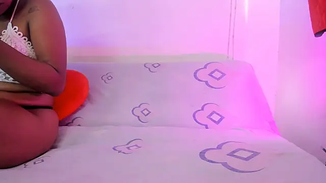 LoveBirds  1 online show from October 14, 8:20 pm