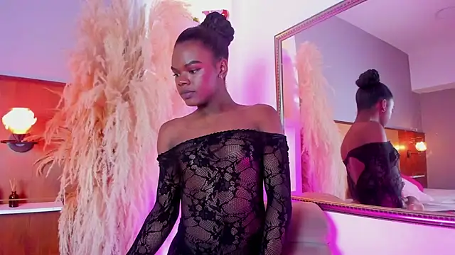 CamiEstrada online show from January 31, 8:33 pm