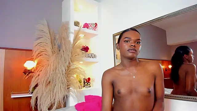 CamiEstrada online show from March 6, 12:32 am