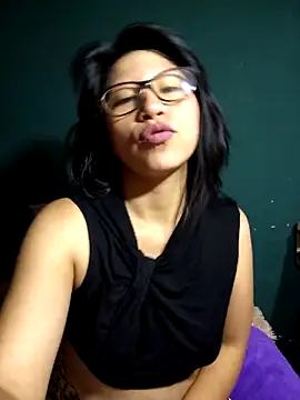 Giviper1 online show from December 26, 6:09 am