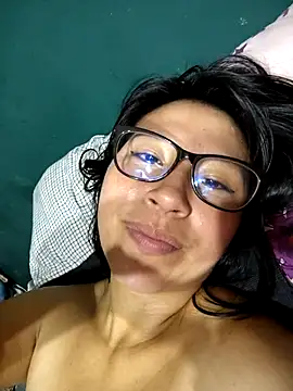 Giviper1 online show from January 14, 2:40 am